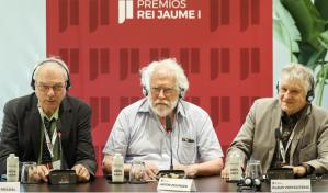 Premios Nobel reclaman regular la Inteligencia Artificial, que ven extremadamente útil