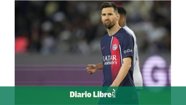 Padre de Messi dice a su hijo le gustaría volver al Barça