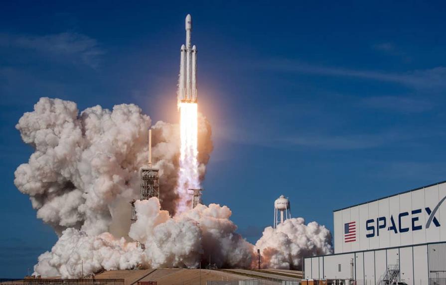 La NASA y SpaceX envían una nueva misión de carga a la EEI