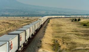 EE.UU. invertirá 570 millones para agilizar y hacer más seguras las vías del tren