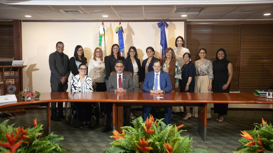 Banco BHD y Conadis realizan alianza por la inclusión de personas con discapacidad