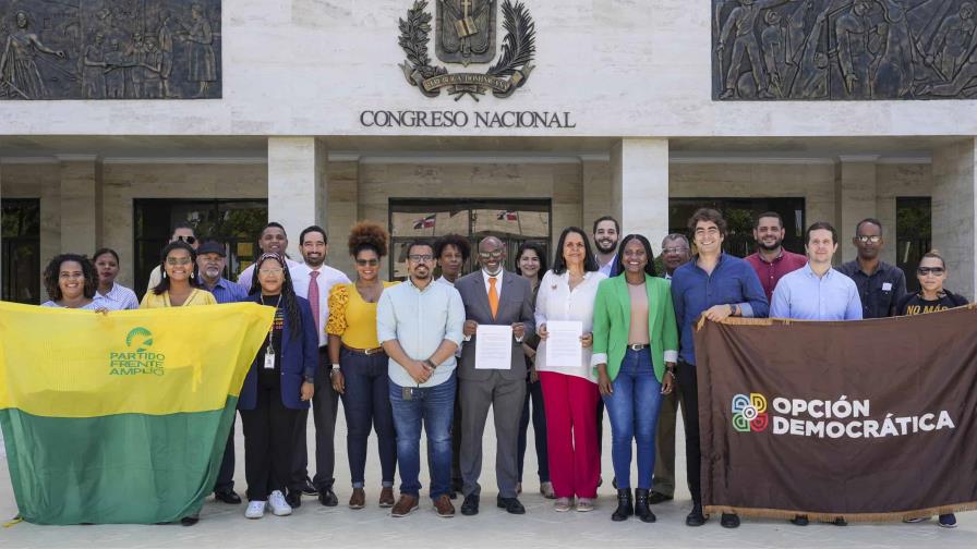 Frente Amplio y Opción Democrática acuerdan candidaturas comunes a nivel congresual y municipal Frente Amplio y Opción Democrática acuerdan candidaturas comunes a nivel congresual y municipal