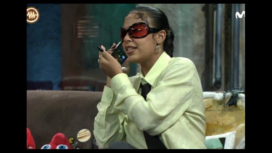 La extraña entrevista de Tokischa en un programa español en la que hasta Madonna la llamó en vivo