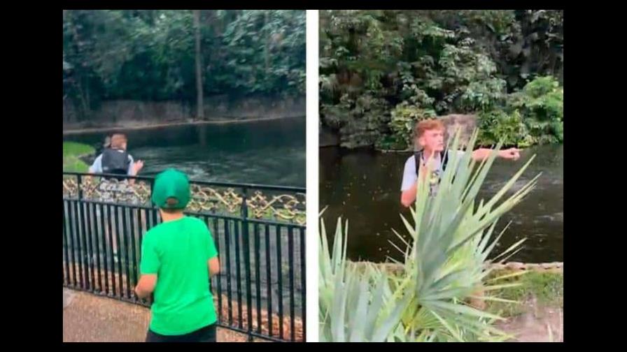 Detienen a un joven que se grabó dentro del estanque de los caimanes de un zoo de Florida