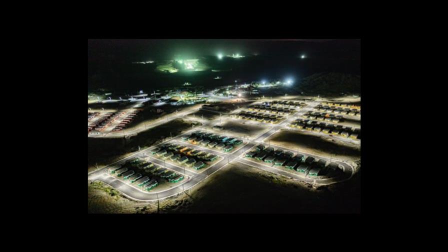 Edesur ilumina y electrifica comunidades de Monte Grande, Azua