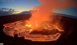Volcán en Hawai reanuda erupciones tras pausa de tres meses