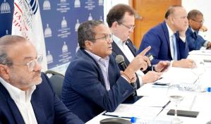 Aprueban permisos de instalación de 12 empresas de zonas francas