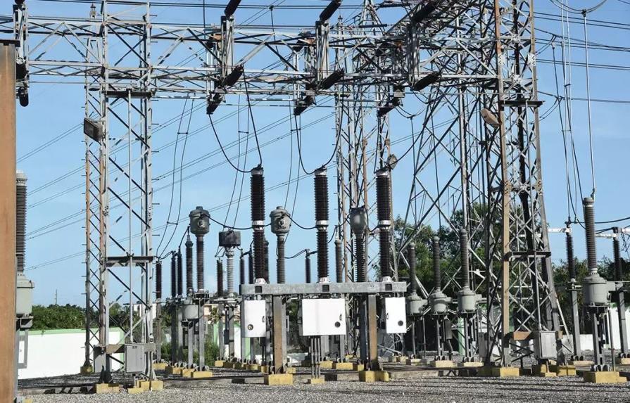 Energía y Minas: sistema eléctrico abasteció en 98 % el pico histórico de demanda de anoche