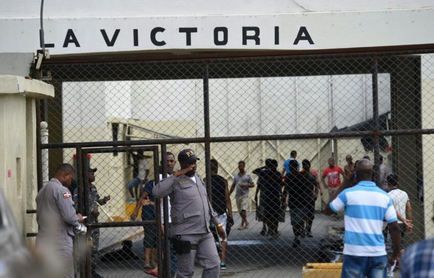 Torturan en La Victoria a hombre acusado de violar una niña en Villa Duarte