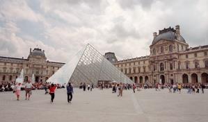 Obras ucranianas encuentran refugio en el Louvre