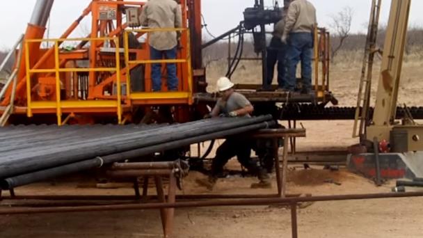 El petróleo de Texas abre con una subida del 1.09 % y llega hasta los US$72.52 el barril