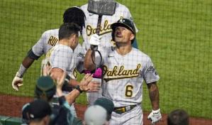 Peterson aporta 2 jonrones y Atléticos cortan racha de 15 derrotas en gira
