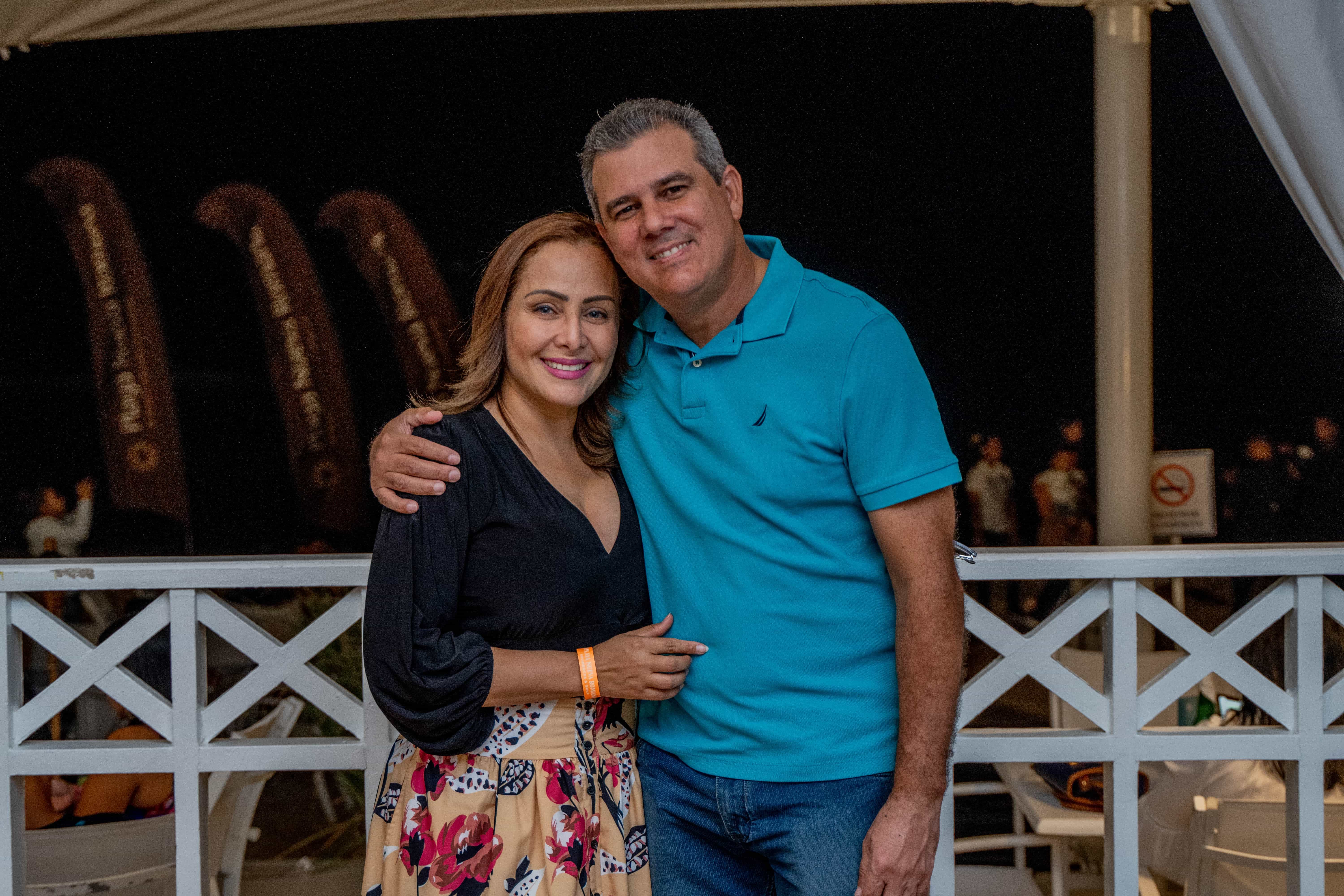 Wendy Sánchez y Carlos Cabral.