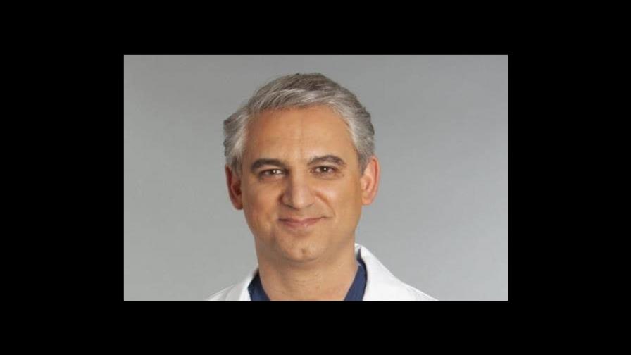 Dr. David Samadi : "En la cirugía robótica no hay incisión, ni dolor"
