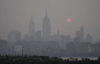 Desde NY hasta Washington D.C, el humo de incendios en Canadá cubre los cielos