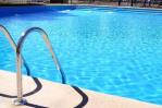 Niño de cuatro años se ahoga mientras se bañaba en piscina en una villa de Baní Niño de cuatro años se ahoga mientras se bañaba en piscina en una villa de Baní