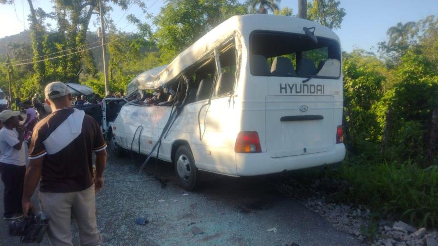 Fallece chofer de autobús estudiantil impactado por patana en Hato Mayor