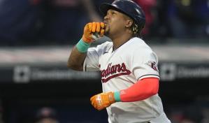 José Ramírez pega tres jonrones y llega a 200 de por vida