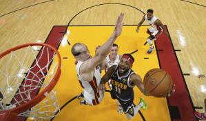 Mike Malone: Ha sido una victoria de equipo pero no estamos satisfechos