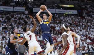 Los Nuggets ponen al Heat contra la pared y acarician la corona