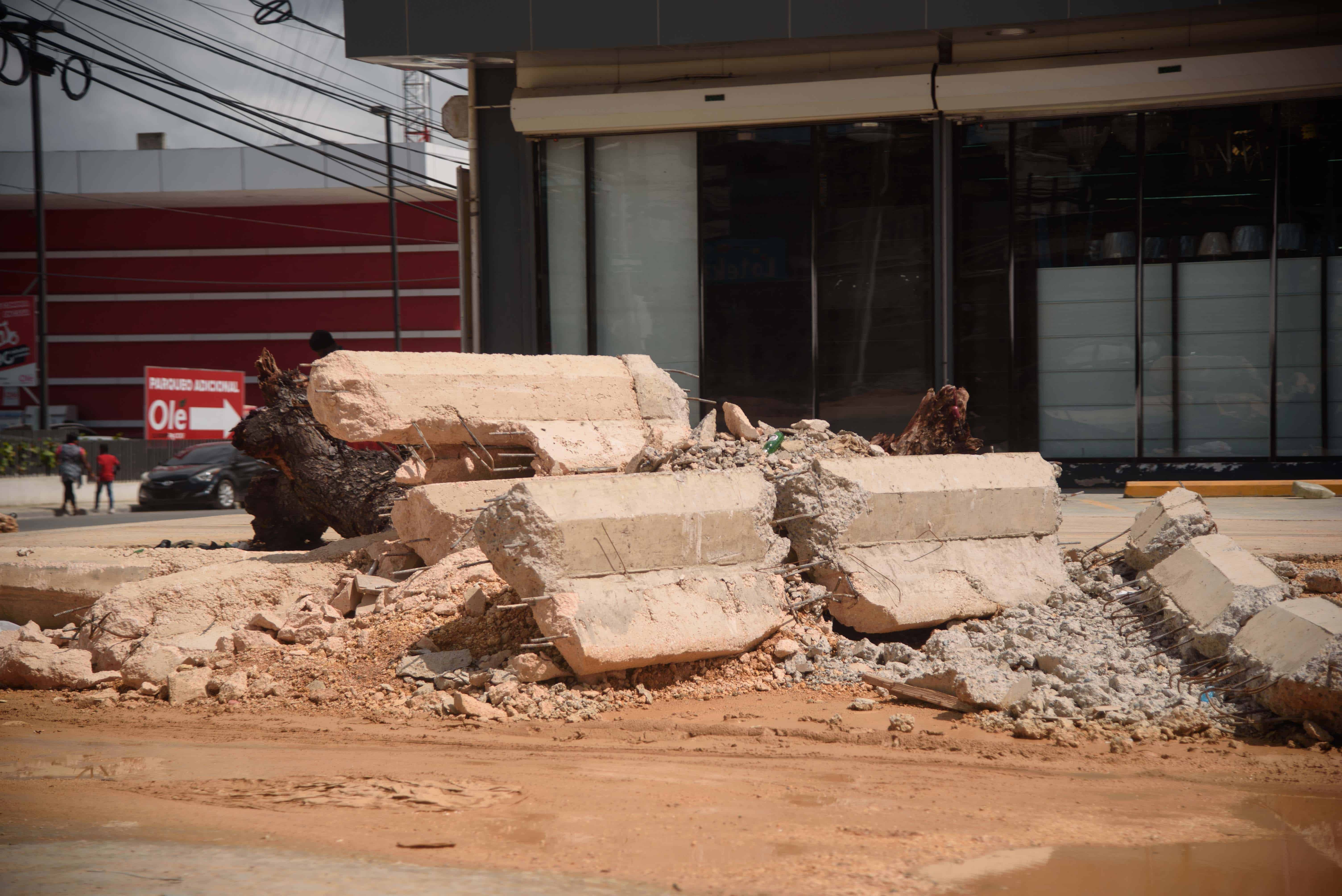 Muro retirado.