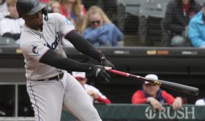 Bryan de la Cruz define el triunfo con remontada de los Marlins