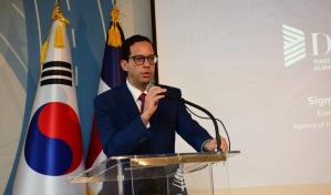 Gobierno promueve Autopista del Ámbar ante inversionistas de Corea del Sur y España