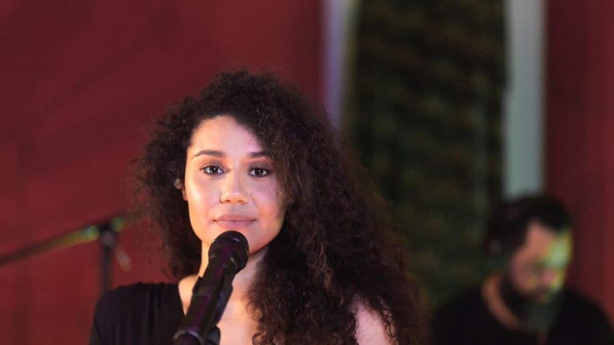 Azilde Valerio anuncia su lanzamiento con conciertos en RD y New York