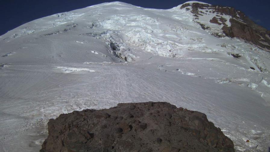 Montaña conocida por extremos climáticos registra su junio con más nieve