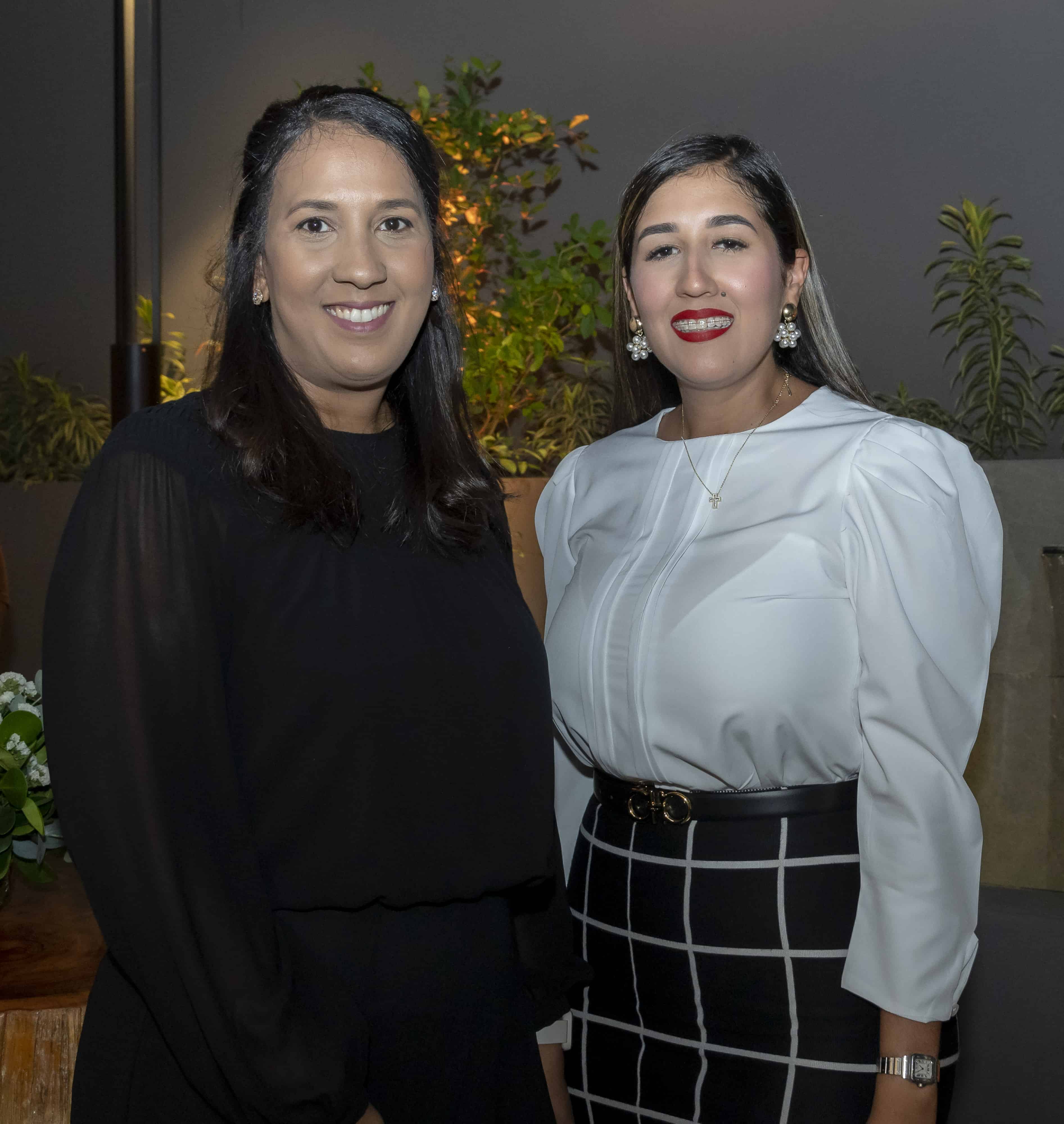 Priscila Melo y Chantal Ferreira.