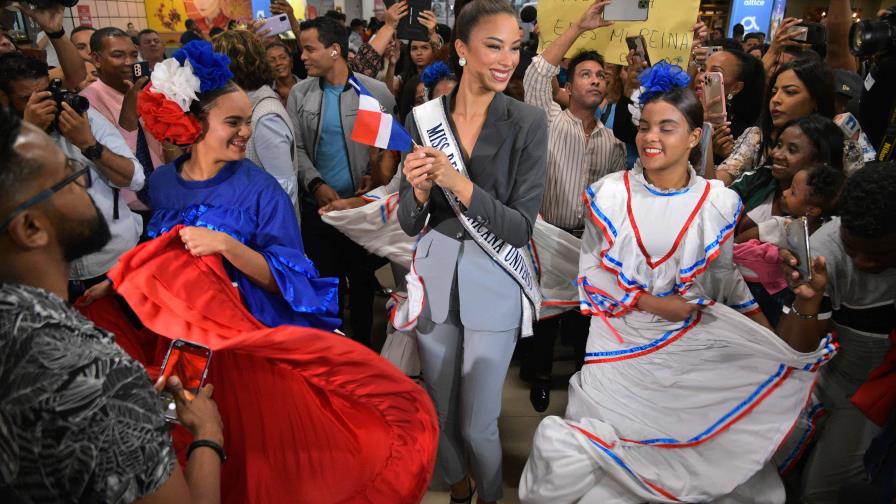Miss RD Universo Andreína Martínez sopesa incursionar en la política