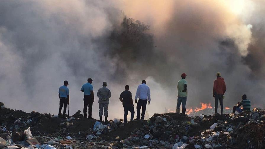 Incendio afecta vertedero de Puerto Plata