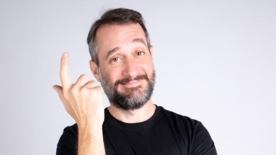 El comediante Carlos Sánchez se presentará en Puerto Rico con el monólogo El Cavernícola