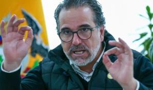 Gobierno de Ecuador despide a funcionario diplom&aacute;tico acusado de abusos contra una mujer