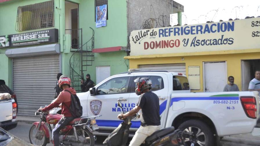 VIDEO | Santiago bajo operativo policial y militar; sobrevuelan aviones sobre varios sectores