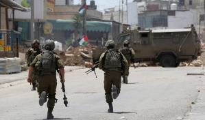 Un palestino muerto por disparos israelíes durante redada militar en Cisjordania ocupada
