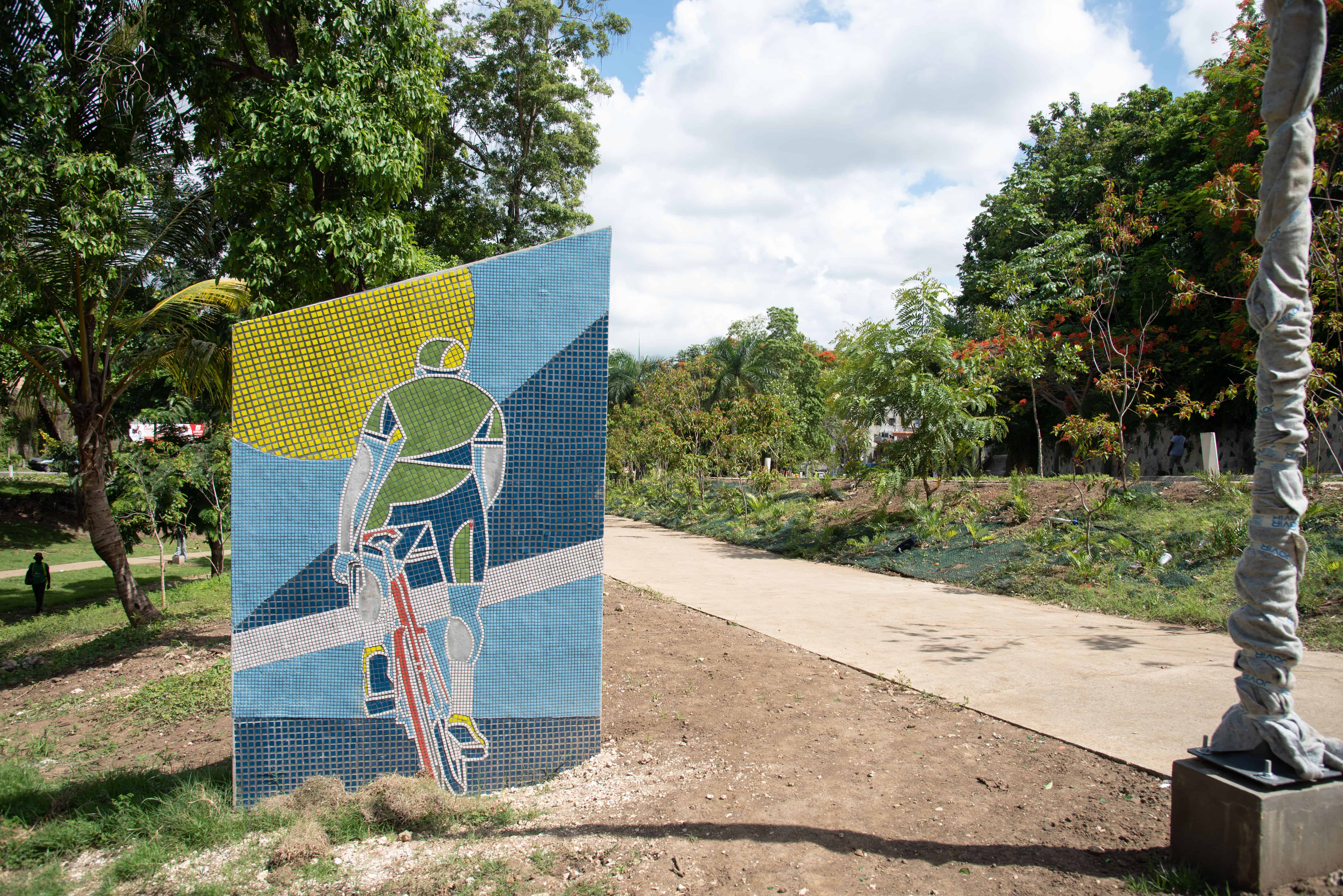 Se contempla la construcción de obras de arte.