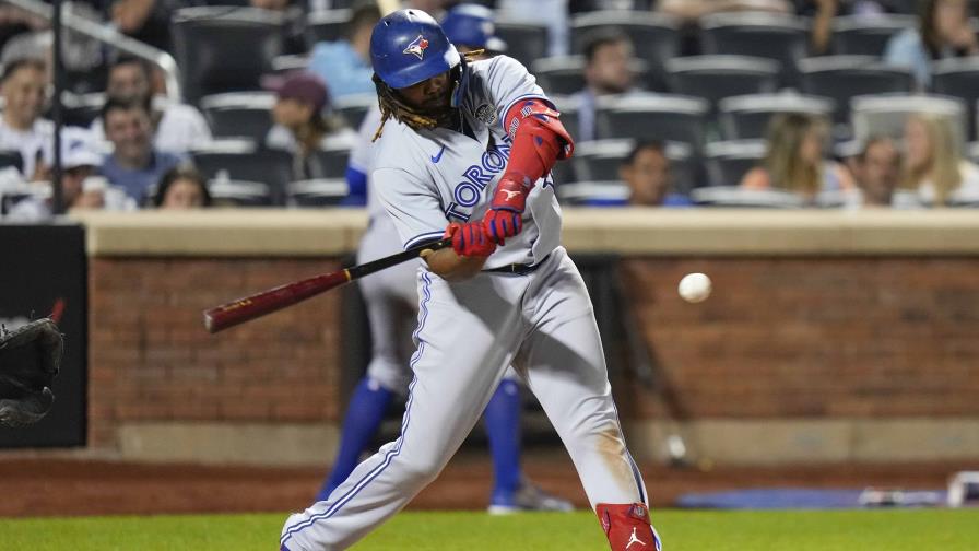 El bate de Guerrero Jr., se hunde en Toronto a pesar de buenos swings