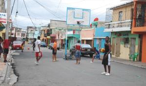 Ministro de la Juventud busca espacio para los kitip&oacute; y carreras de motores en el Aut&oacute;dromo