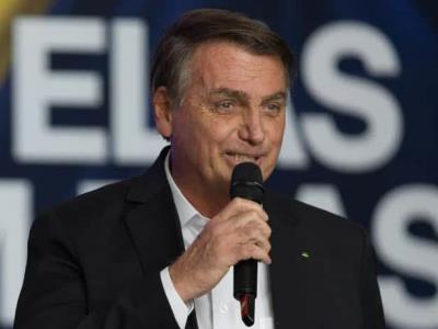 Legisladores de Brasil piden acusar a Bolsonaro de golpe por