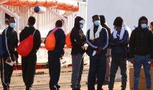 California solicita los registros públicos de Florida sobre el traslado de 36 migrantes