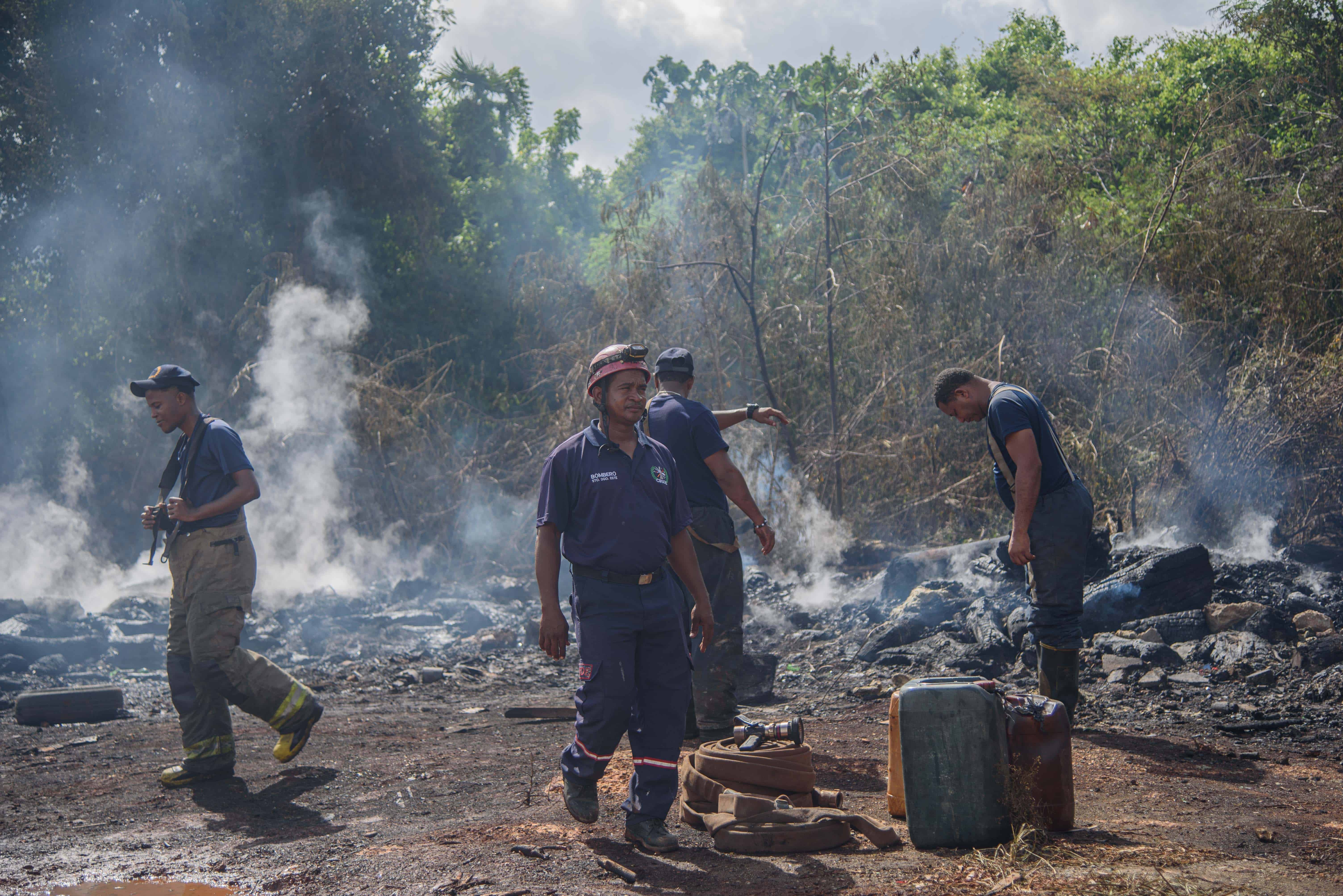 Las autoridades investigan el incendio para determinar si hubo manos criminales.