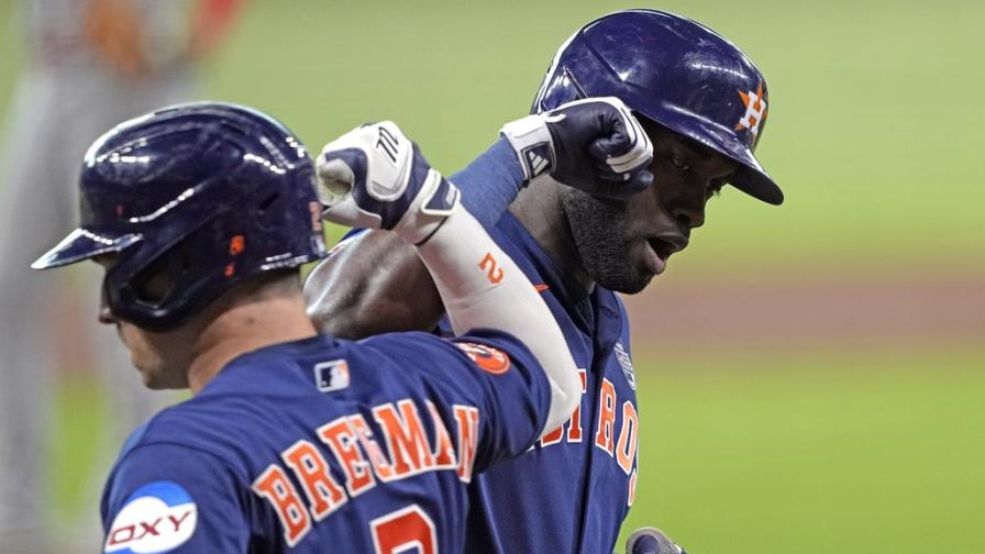 Álvarez podría perderse 4 semanas con Astros por lesión en oblicuos Álvarez podría perderse 4 semanas con Astros por lesión en oblicuos