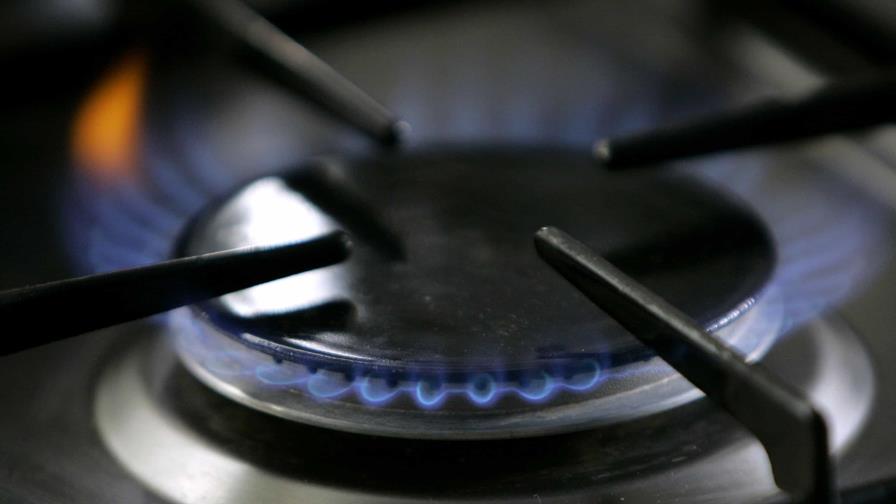 Legisladores republicanos defienden estufas y calentadores de gas en EE.UU.