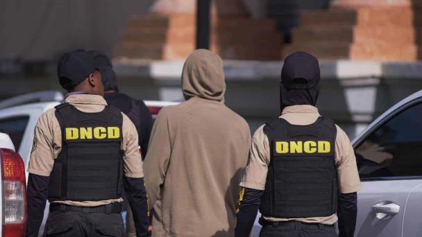 En Operación Halcón IV se incautaron más de tres millones de pesos y 18 vehículos