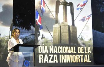 Realizan acto por el 64 aniversario de las expediciones del 14 de Junio