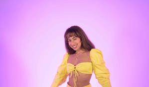 La Cassandra, cantautora nacida en los Estados Unidos que se identifica como 100 % dominicana