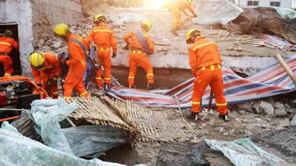 ¿Cómo prepararse para emergencias y desastres naturales?