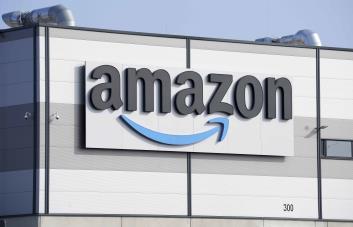 Amazon usa la inteligencia artificial para resumir las reseñas que los usuarios dejan sobre sus productos