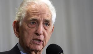 Muere Daniel Ellsberg, quien filtró los Papeles del Pentágono sobre la guerra de Vietnam
